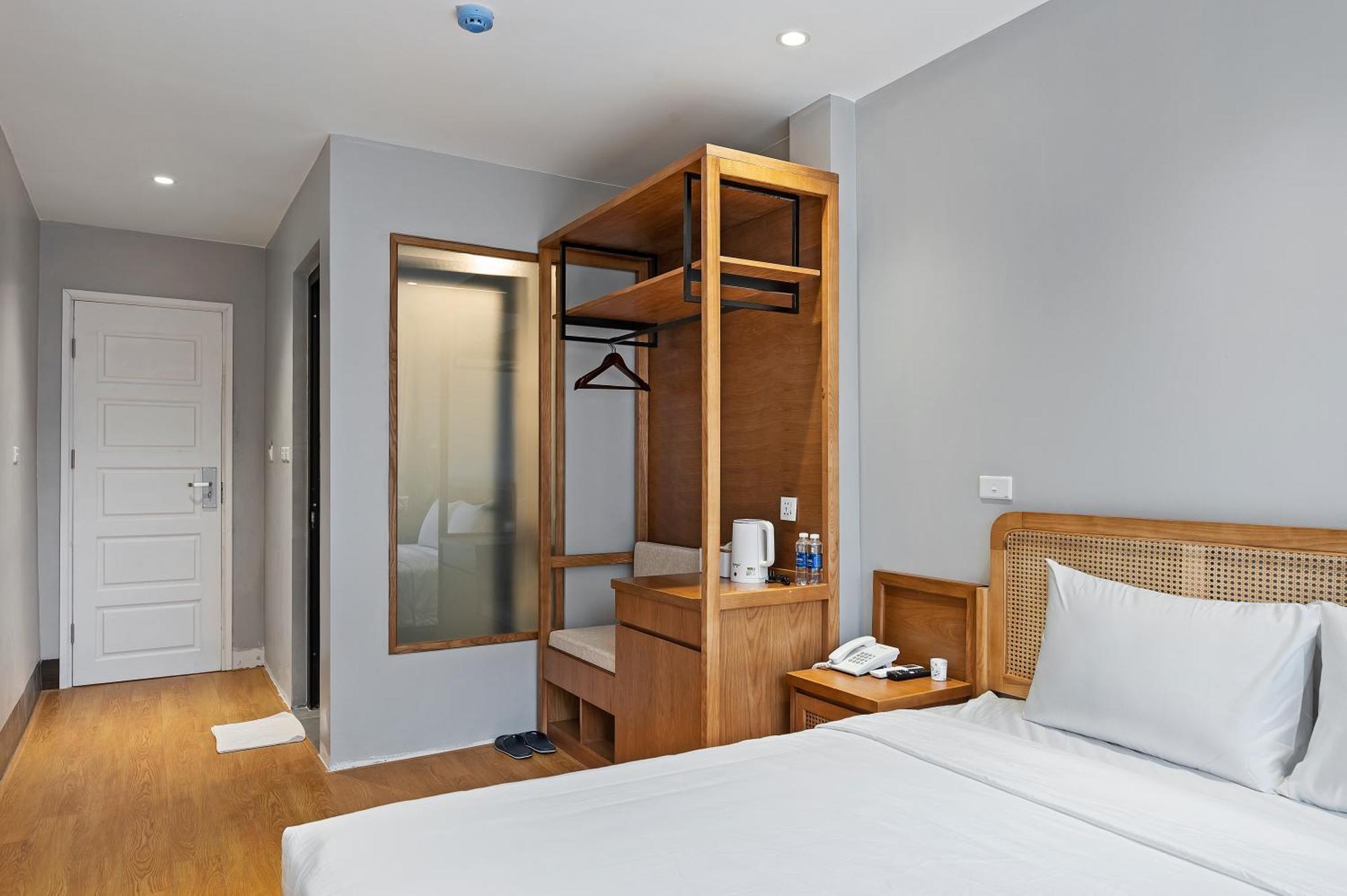 Lakeview Residence Hotel Hanoi Exterior photo